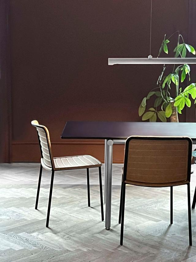 FLAX STACKER chair