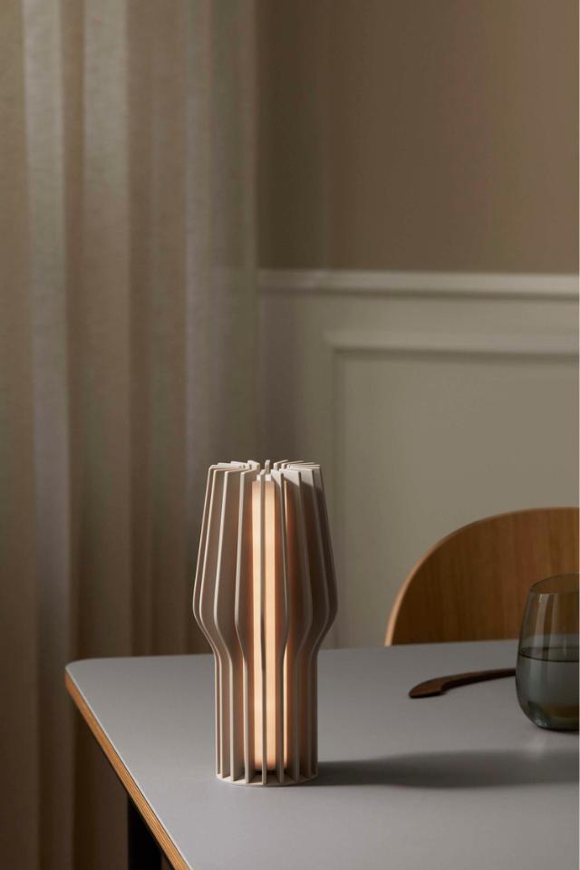 Radiant LED battery lamp - 25 cm - Pearl beige