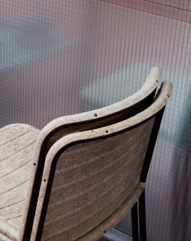 FLAX STACKER chair