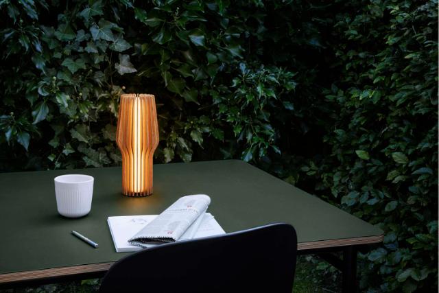 Radiant LED lamp - Rechargeable - Oak