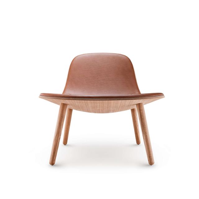 YUUGA lounge chair Oak nature, leather cognac
