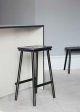 TUBBY TUBE stool - Black med Black ash sæde