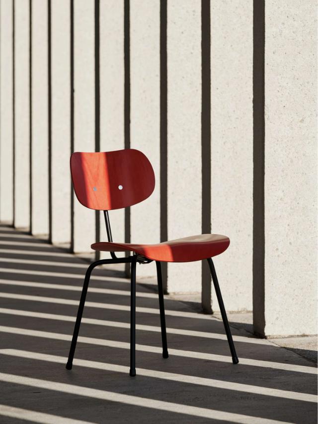 EIERMANN SE68 chair - Blood Orange/chrome frame