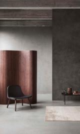 YUUGA lounge chair Oak smoked, leather black