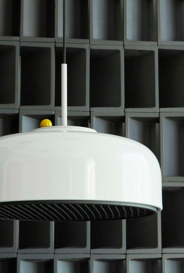 PODGY pendant - Ash Grey med Turmeric Yellow dæmper