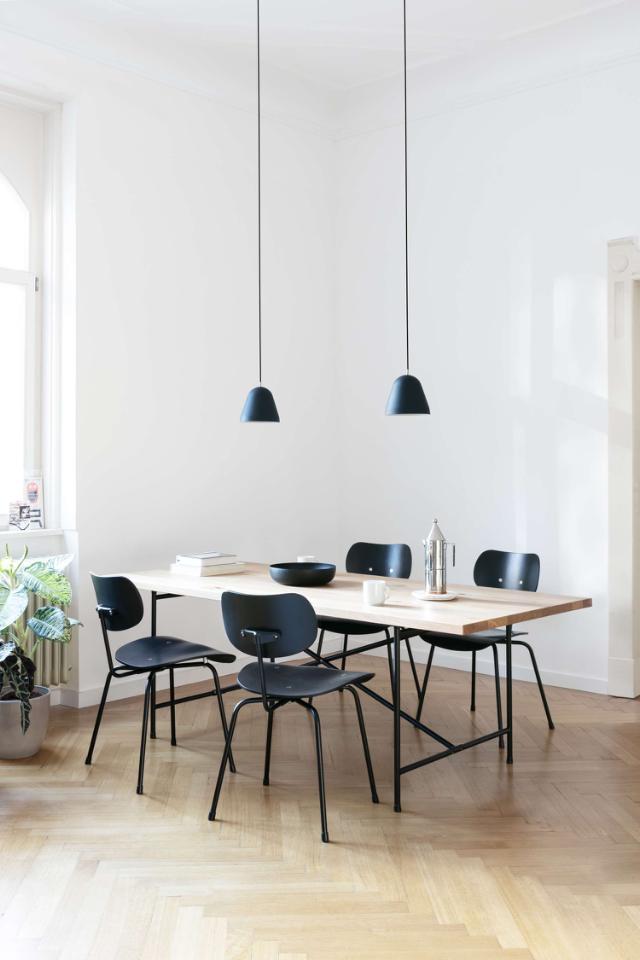 EIERMANN SE68 chair - stained Black/Black frame