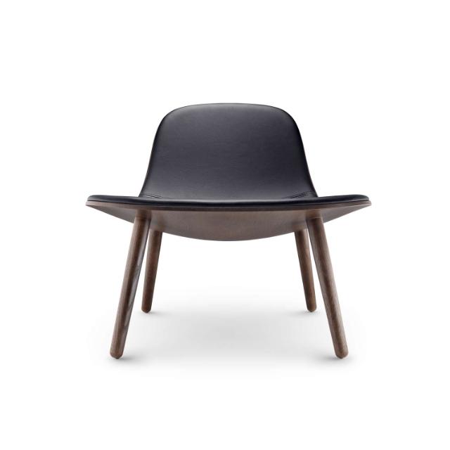 YUUGA lounge chair Oak smoked, leather black